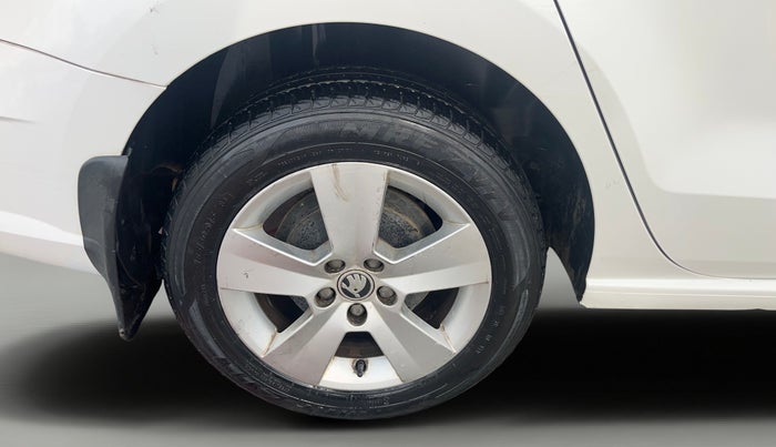 2020 Skoda Rapid AMBITION AT TSI, Petrol, Automatic, 41,707 km, Right Rear Wheel