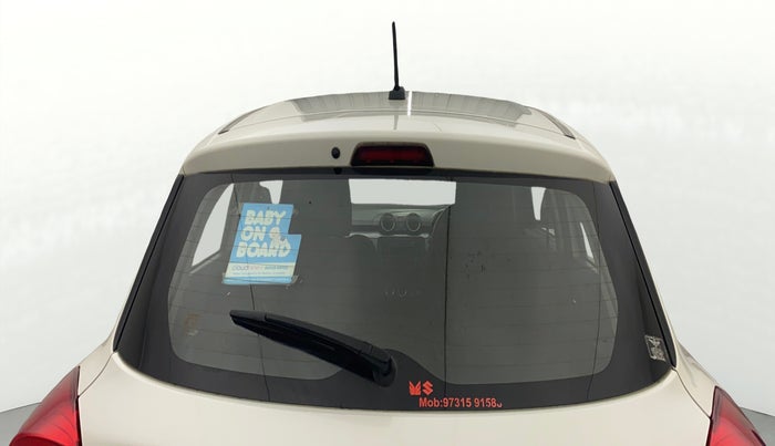 2019 Maruti Swift ZXI AMT, Petrol, Automatic, 1,20,939 km, Rear Windshield