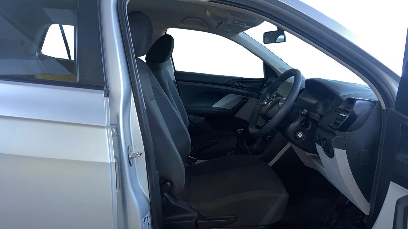 2021 Skoda KUSHAQ ACTIVE 1.0L TSI MT, Petrol, Manual, 59,363 km, Right Side Front Door Cabin