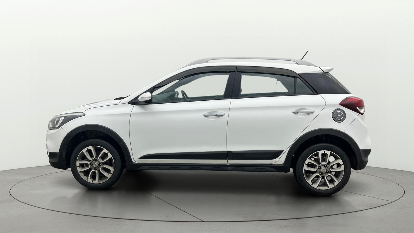 2017 Hyundai i20 Active 1.2 SX, Petrol, Manual, 63,751 km, Left Side