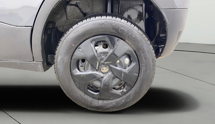 2023 Tata PUNCH ADVENTURE MT, Petrol, Manual, 39,374 km, Left Rear Wheel