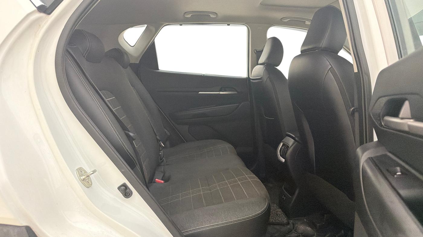2024 KIA SONET HTK PLUS 1.0 TURBO PETROL IMT, Petrol, Manual, 27,009 km, Right Side Rear Door Cabin