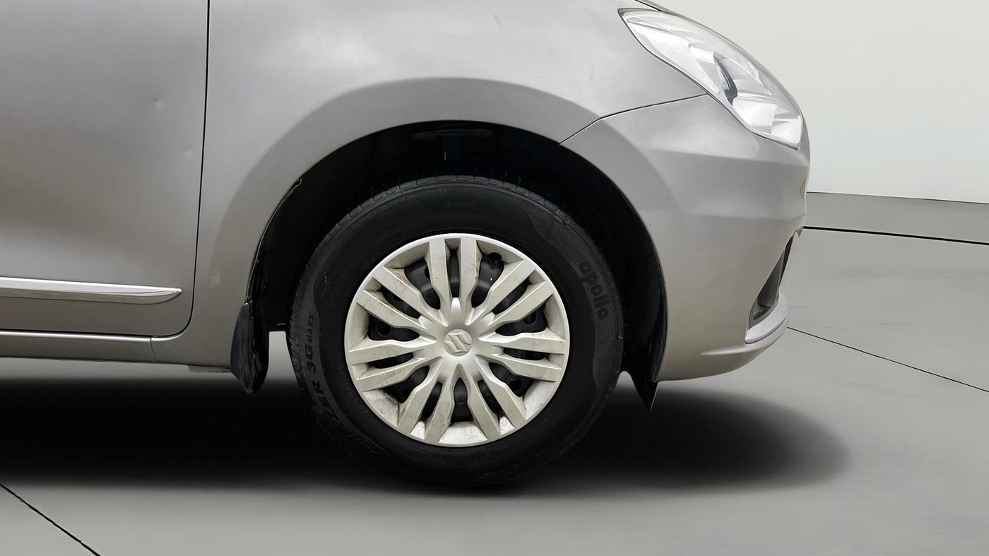 2021 Maruti Dzire VXI AMT, Petrol, Automatic, 49,452 km, Right Front Wheel