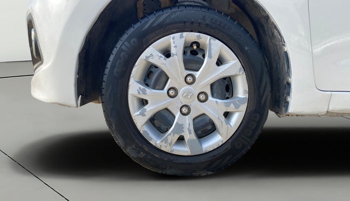 2014 Hyundai Grand i10 MAGNA 1.2 KAPPA VTVT, Petrol, Manual, 1,15,838 km, Left Front Wheel