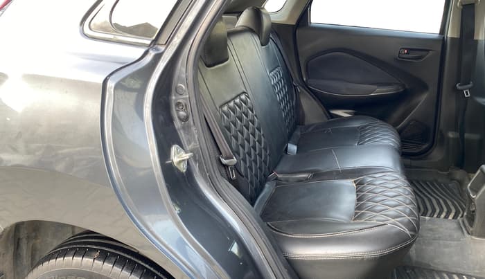 2022 Maruti Baleno DELTA PETROL 1.2, Petrol, Manual, 86,983 km, Right Side Rear Door Cabin