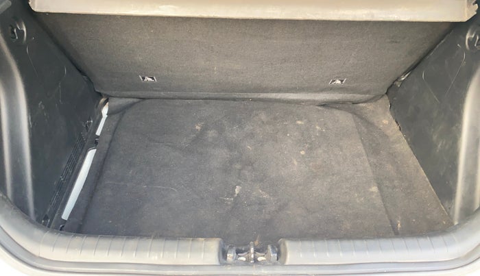 2023 Hyundai NEW I20 SPORTZ 1.2 MT, Petrol, Manual, 48,674 km, Boot Open Zoomed View