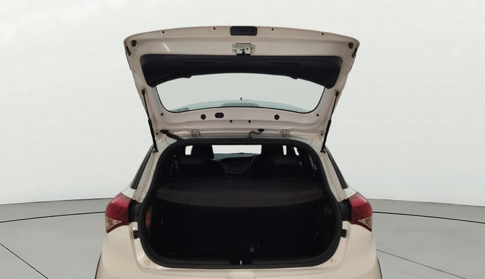 2017 Hyundai i20 Active 1.2 SX, Petrol, Manual, 59,486 km, Boot Door Open