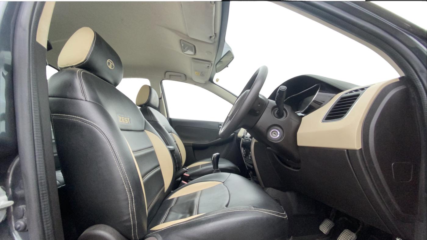 2016 Tata Zest XT PETROL, Petrol, Manual, 66,245 km, Right Side Front Door Cabin