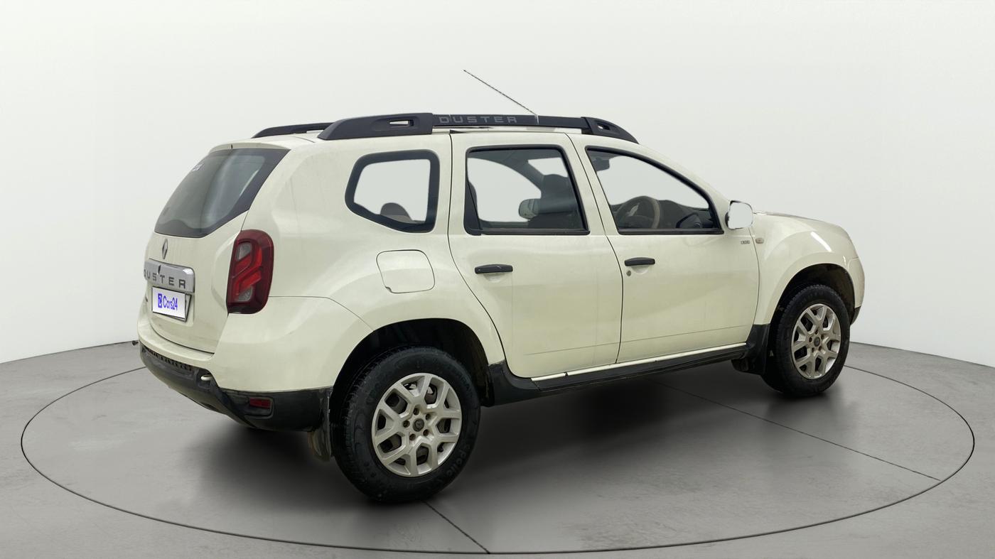 2016 Renault Duster RXE PETROL, Petrol, Manual, 25,165 km, Right Back Diagonal