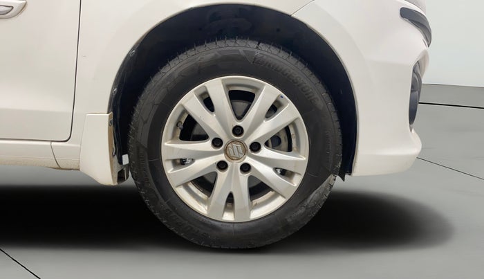 2017 Maruti Ertiga VXI AT, Petrol, Automatic, 29,579 km, Right Front Wheel