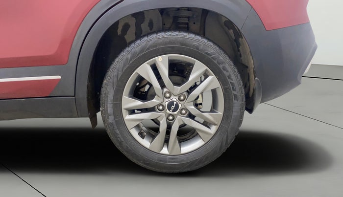 2022 KIA SELTOS HTX 1.5 PETROL, Petrol, Manual, 28,282 km, Left Rear Wheel