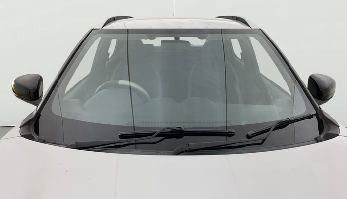 2022 Nissan MAGNITE XL, Petrol, Manual, 34,452 km, Front Windshield