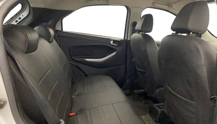 2018 Ford New Figo TREND 1.2 PETROL, CNG, Manual, 33,316 km, Right Side Rear Door Cabin