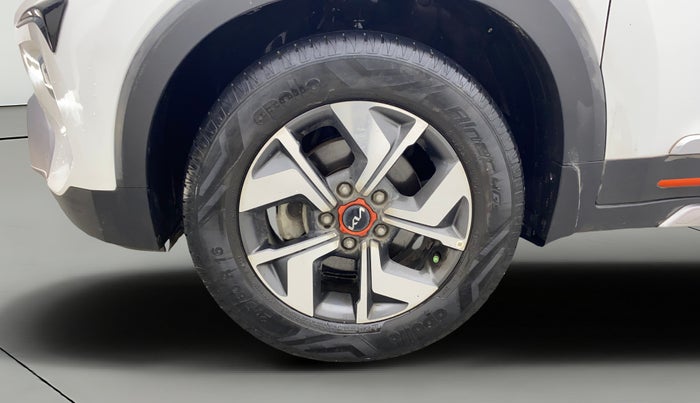 2022 KIA SONET HTX ANNIVERSARY EDITION 1.0 IMT, Petrol, Manual, 41,805 km, Left Front Wheel