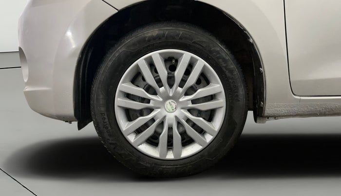 2016 Maruti Celerio VXI, Petrol, Manual, 84,597 km, Left Front Wheel