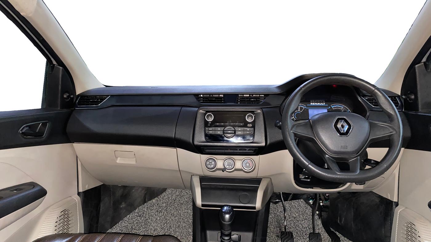 2024 Renault TRIBER RXL MT, Petrol, Manual, 17,563 km, Dashboard