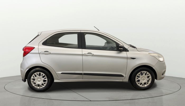 2018 Ford New Figo TREND 1.2 PETROL, CNG, Manual, 33,316 km, Right Side View
