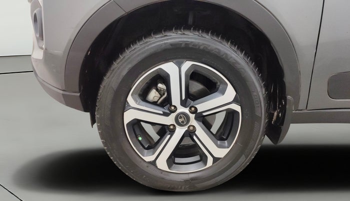 2023 Tata NEXON XZ PLUS DIESEL SUNROOF, Diesel, Manual, 34,838 km, Left Front Wheel