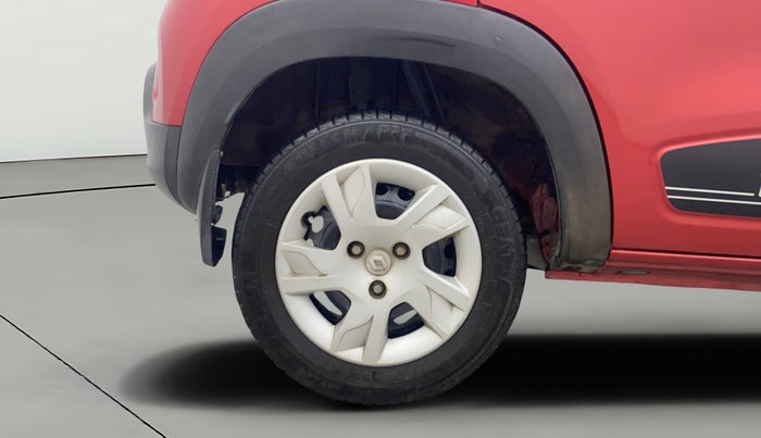 2022 Renault Kwid RXT 1.0 AMT, Petrol, Automatic, 18,156 km, Right Rear Wheel