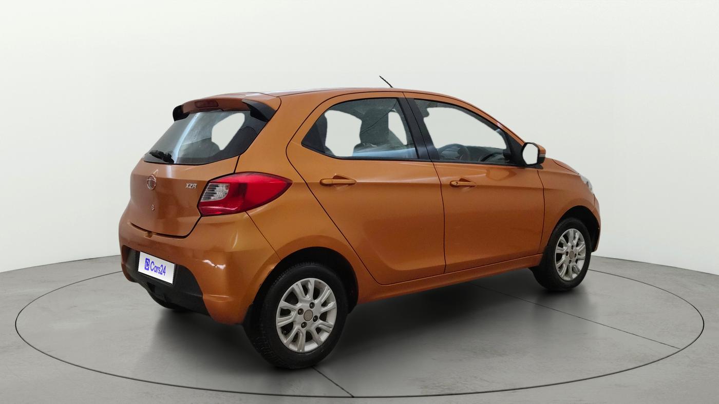 2017 Tata Tiago XZA PETROL, Petrol, Automatic, 1,02,151 km, Right Back Diagonal