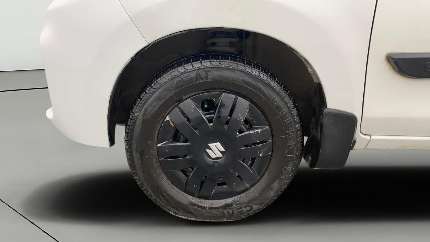 2020 Maruti Alto LXI CNG, CNG, Manual, 54,362 km, Left Front Wheel