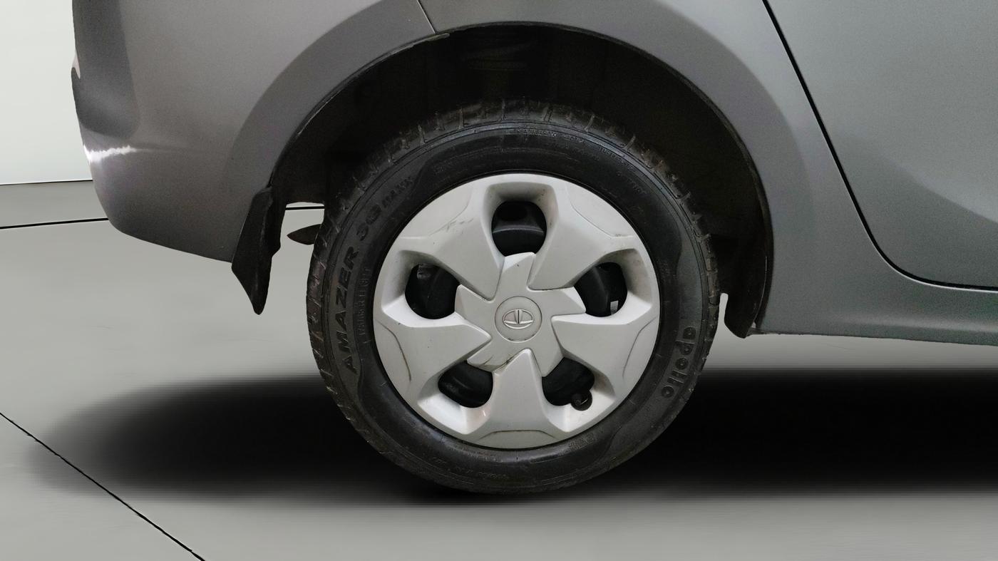 2018 Tata TIGOR XT PETROL, Petrol, Manual, 10,544 km, Right Rear Wheel