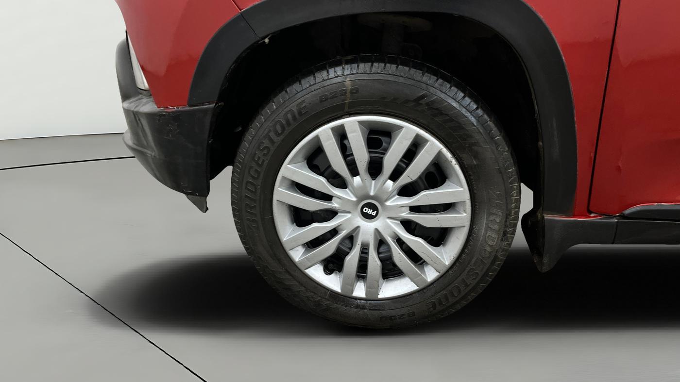 2016 Mahindra Kuv100 K6 6 STR, Petrol, Manual, 58,190 km, Left Front Wheel