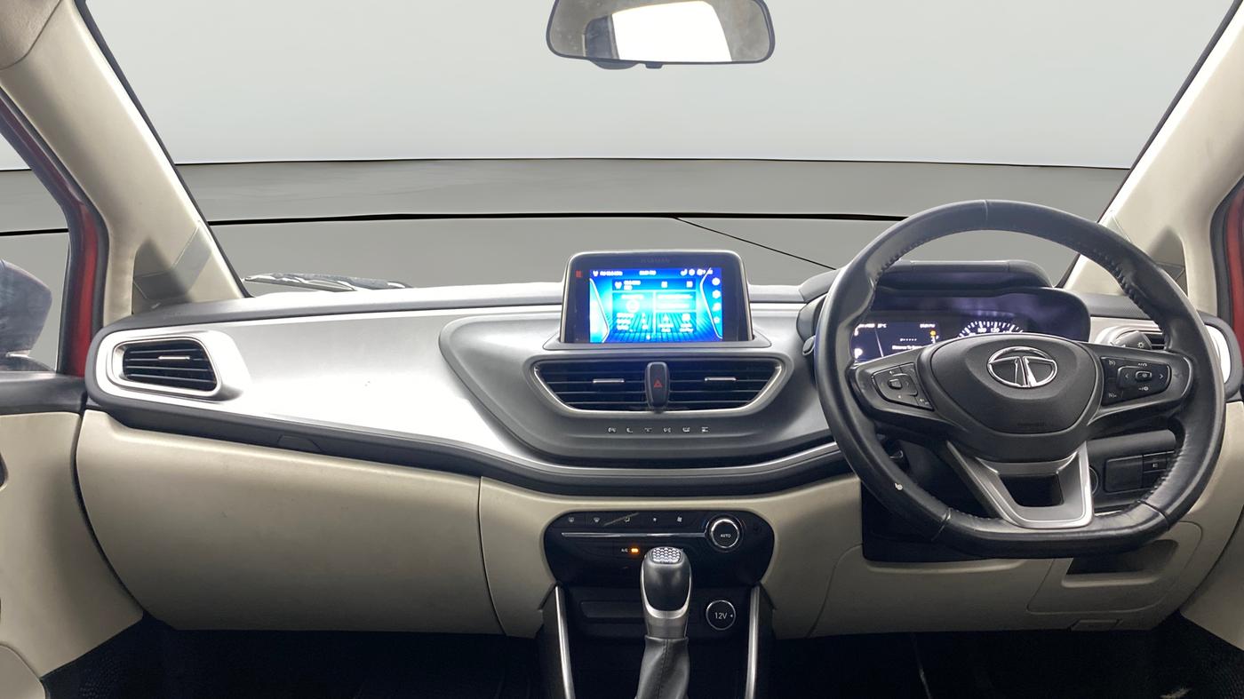 2022 Tata ALTROZ XZA (O), Petrol, Automatic, 23,961 km, Air Conditioner
