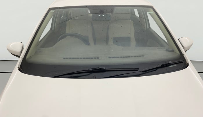 2016 Skoda Rapid AMBITION 1.6 MPI MT, Petrol, Manual, 66,557 km, Front Windshield