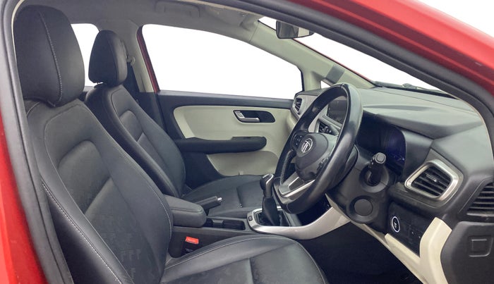 2021 Tata ALTROZ XZ PLUS DIESEL, Diesel, Manual, 49,990 km, Right Side Front Door Cabin