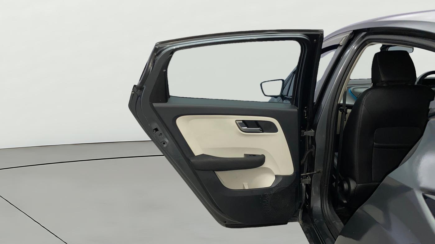 2021 Tata ALTROZ XZ PLUS PETROL, Petrol, Manual, 77,283 km, LHS Rear Door