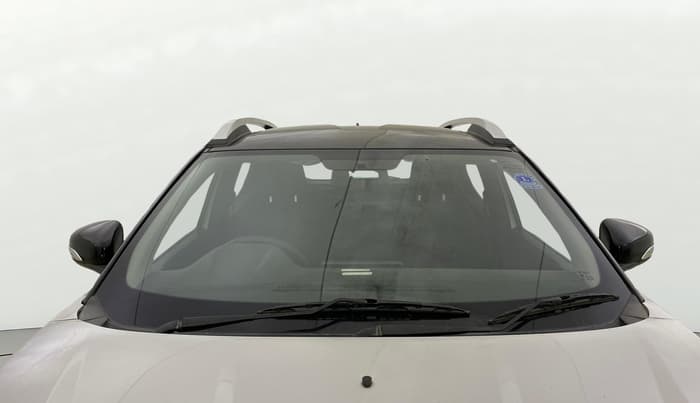 2021 Renault Kiger RXT 1.0 TURBO MT, Petrol, Manual, 30,819 km, Front Windshield