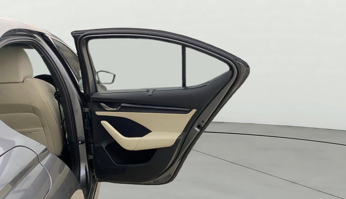 2022 Skoda Octavia L&K 2.0 AT, Petrol, Automatic, 33,616 km, RHS Rear Door