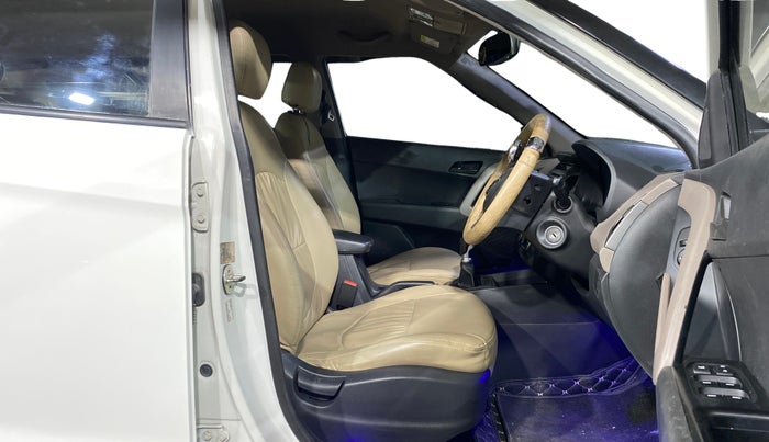 2017 Hyundai Creta E PLUS 1.6 PETROL, Petrol, Manual, 64,996 km, Right Side Front Door Cabin