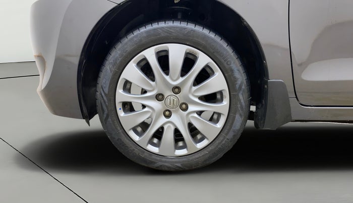 2017 Maruti Baleno ALPHA PETROL 1.2, Petrol, Manual, 51,655 km, Left Front Wheel