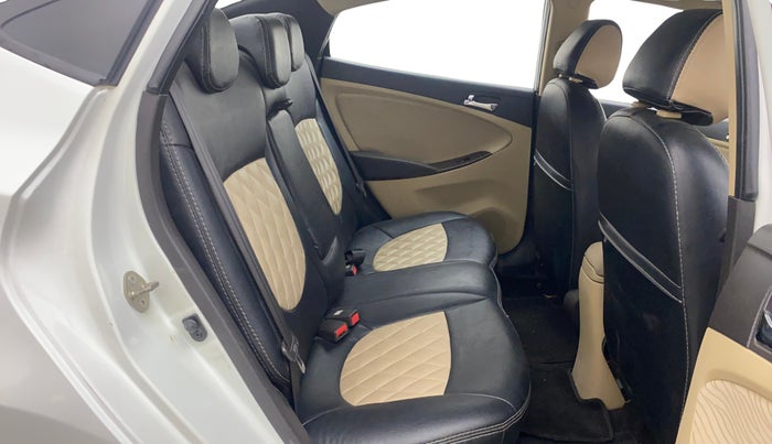 2013 Hyundai Verna FLUIDIC 1.6 CRDI SX, Diesel, Manual, 58,346 km, Right Side Rear Door Cabin