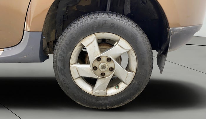 2013 Renault Duster 85 PS RXL DIESEL, Diesel, Manual, 1,11,669 km, Left Rear Wheel