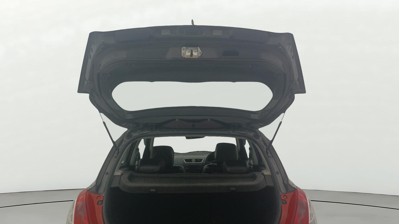 2015 Maruti Swift VXI, Petrol, Manual, 92,353 km, Boot Door Open