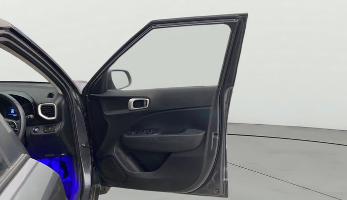 2021 Hyundai VENUE SX 1.5 (O) EXECUTIVE CRDI, Diesel, Manual, 73,651 km, RHS Front Door