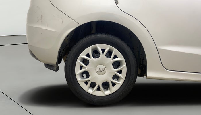 2015 Ford Figo Aspire TREND 1.2 PETROL, Petrol, Manual, 73,823 km, Right Rear Wheel