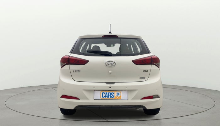 2016 Hyundai Elite i20 ASTA 1.4 CRDI (O), Diesel, Manual, 1,13,330 km, Back/Rear