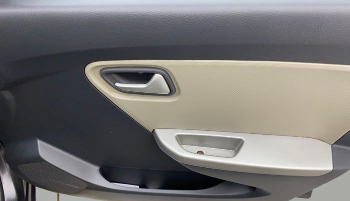 2017 Maruti Alto K10 VXI (O) AMT, Petrol, Automatic, 67,073 km, Driver Side Door Panels Control