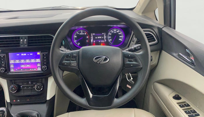 2018 Mahindra MARAZZO M6 7 STR, Diesel, Manual, 30,656 km, Steering Wheel Close Up