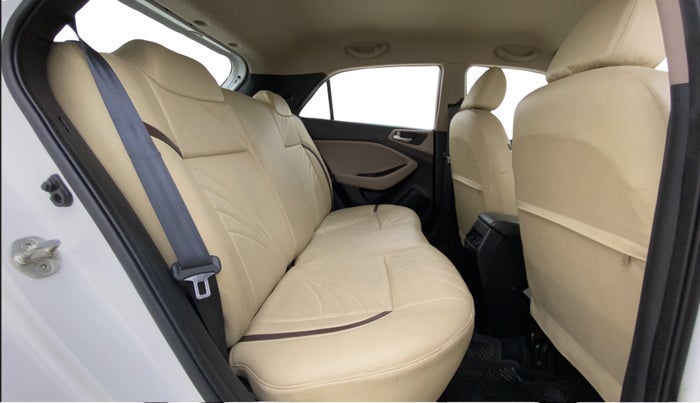 2019 Hyundai Elite i20 MAGNA PLUS 1.2, Petrol, Manual, 36,005 km, Right Side Rear Door Cabin