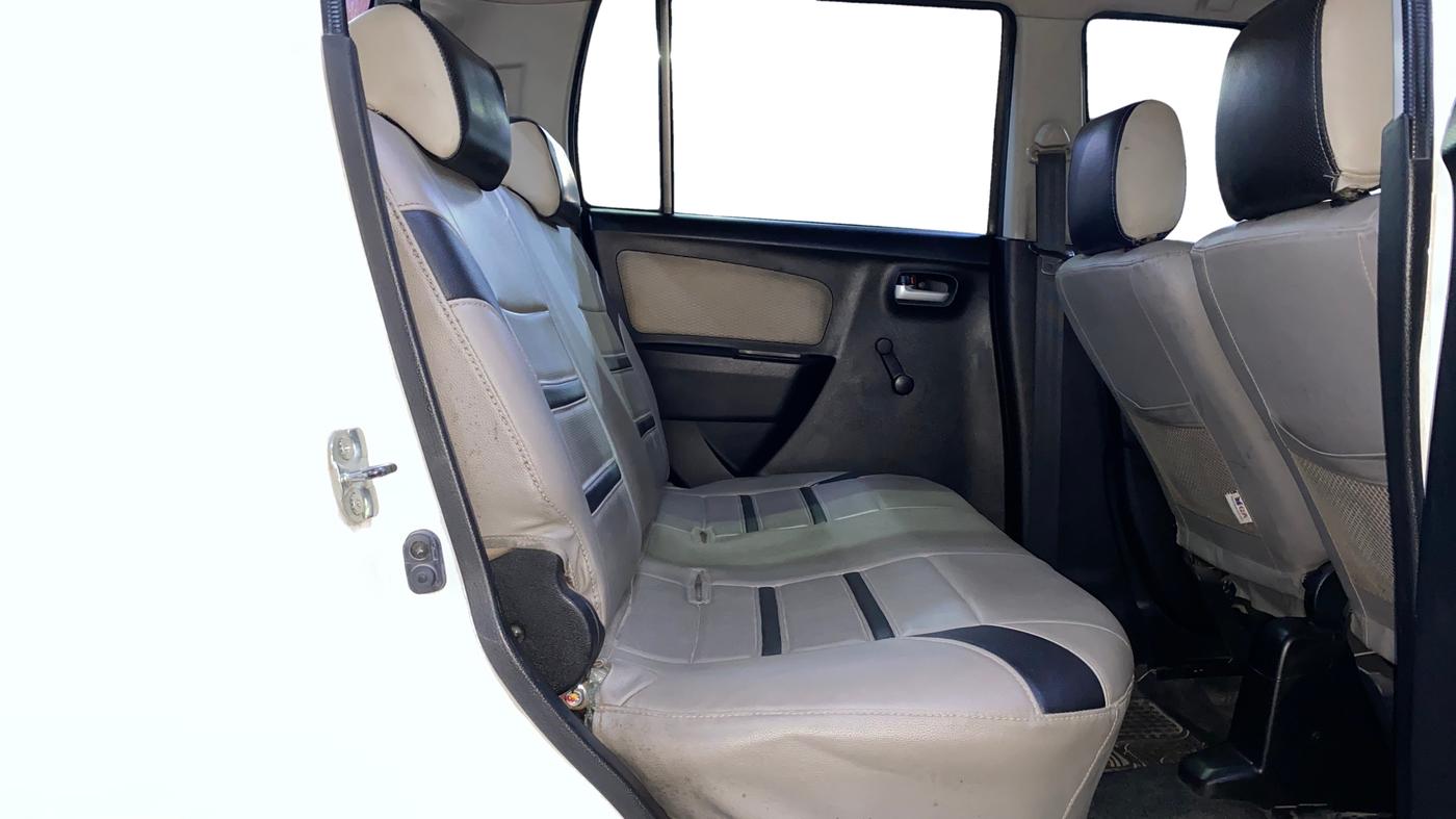 2017 Maruti Wagon R 1.0 LXI, Petrol, Manual, 27,093 km, Right Side Rear Door Cabin