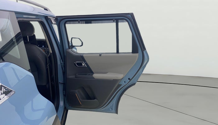 2025 KIA SYROS HTX Plus (O) 1.0 Turbo 7DCT, Petrol, Automatic, 8,832 km, RHS Rear Door