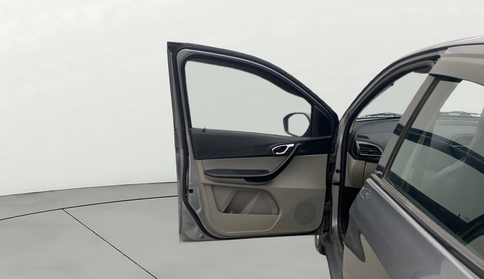 2018 Tata Tiago XZ DIESEL, Diesel, Manual, 95,705 km, LHS Front Door