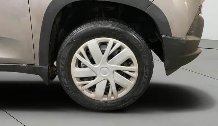 2016 Mahindra Kuv100 K4 6 STR, Petrol, Manual, 61,047 km, Right Front Wheel