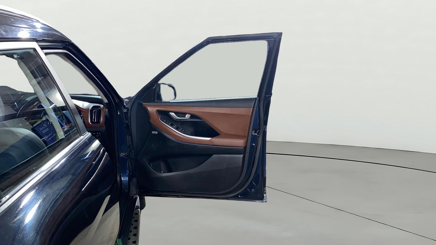 2021 Hyundai ALCAZAR 2.0 SIGNATURE (O) AT 7STR, Petrol, Automatic, 13,147 km, RHS Front Door
