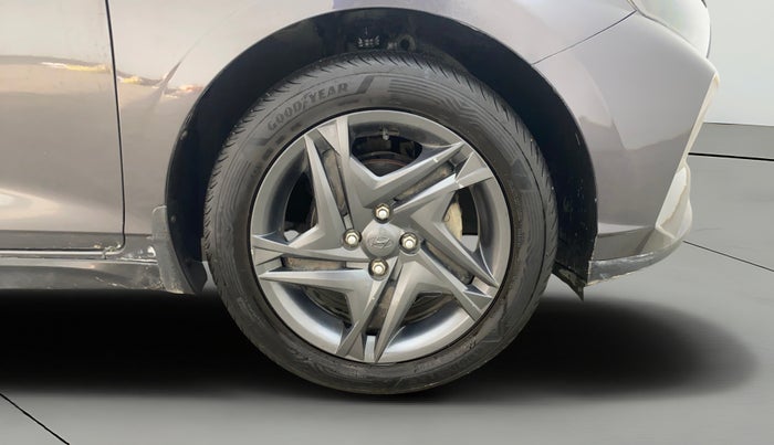 2021 Hyundai NEW I20 SPORTZ 1.2 AT, Petrol, Automatic, 58,277 km, Right Front Wheel